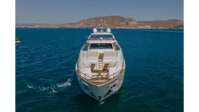 2012 Ferretti Yachts Custom Line 100 2 