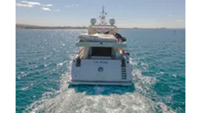 2012 Ferretti Yachts Custom Line 100 3 