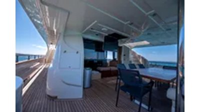 2012 Ferretti Yachts Custom Line 100 5 