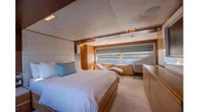 2012 Ferretti Yachts Custom Line 100 14 