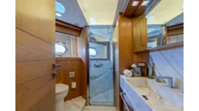 2012 Ferretti Yachts Custom Line 100 19 