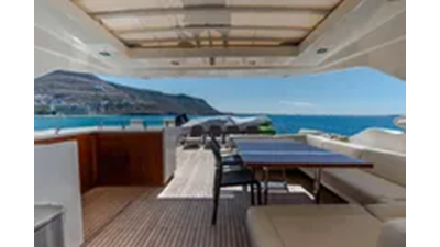 2012 Ferretti Yachts Custom Line 100 28 