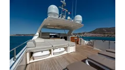 2012 Ferretti Yachts Custom Line 100 30 