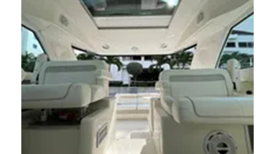 2010 Sea Ray 450 Sundancer 10 