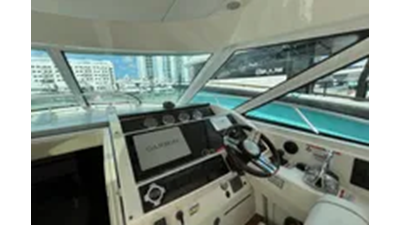 2010 Sea Ray 450 Sundancer 11 