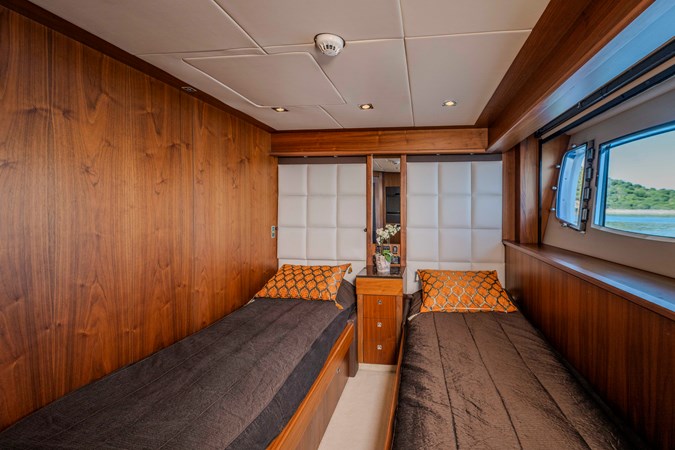 INFINITY - Yacht à vendre