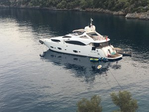 INFINITY 1 The Yacht