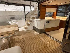 PRINCESS 70 (P70078) 8 