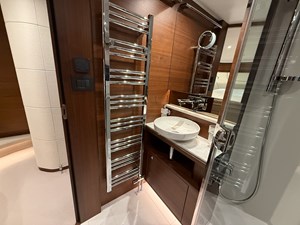 PRINCESS 70 (P70078) 63 