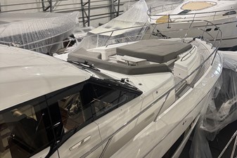 PRINCESS 70 (P70078) 75 