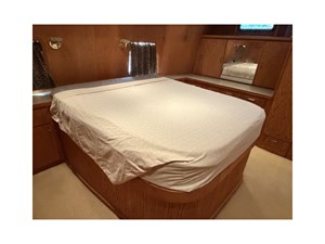 FINALLY ENOUGH 3 Aft stateroom