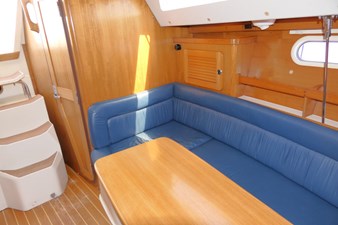 THE BAYGULL II 13 Salon Aft Port