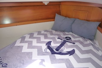THE BAYGULL II 20 Fwd Cabin Port