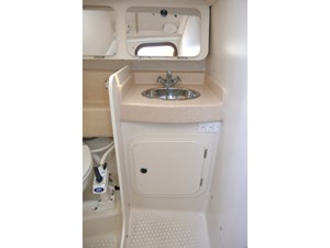 THE BAYGULL II 24 Head Vanity