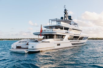 DAYBREAK 40 At Anchor Starboard Side