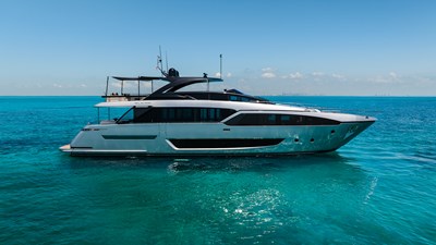 M-SEA YACHT