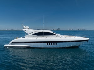 NN 2004 MANGUSTA 72 4 