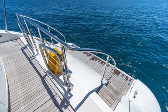 NN 2004 MANGUSTA 72 9 
