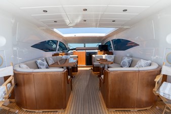 NN 2004 MANGUSTA 72 15 