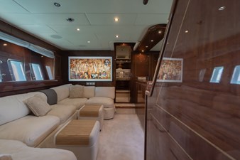 NN 2004 MANGUSTA 72 25 