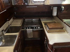 AUDREY LANE 4 Galley