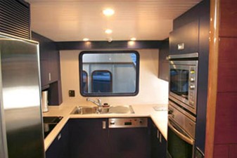 MRS ROBINSON 7 Galley