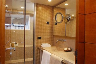MRS ROBINSON 9 Owner's bath