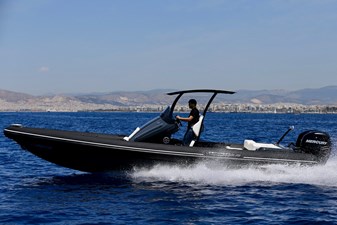 Technohull SV 9.9 1 
