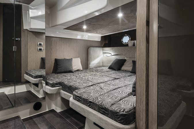 CRANCHI - Yacht for sale