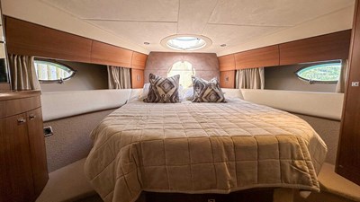 PRINCESS 42 (P42354) 10 