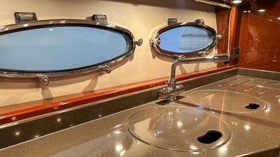 PRINCESS V45 (V45172) 30 