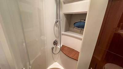 PRINCESS V45 (V45172) 124 