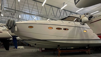 PRINCESS V45 (V45172) 147 