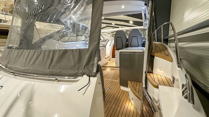 PRINCESS V40 (V40115) - Яхта на продажу