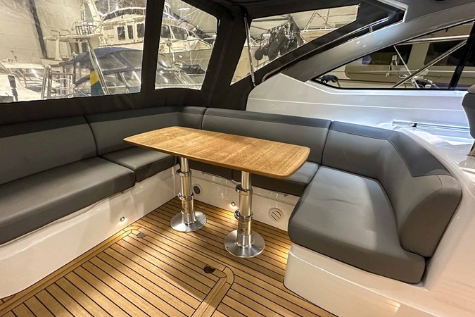 PRINCESS V40 (V40115) - Яхта на продажу