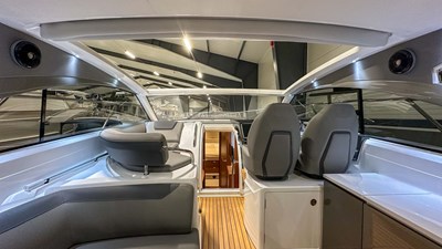 PRINCESS V40 (V40115) 10 