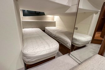 PRINCESS V40 (V40115) 33 