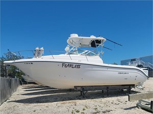32' Century 2004 3200 WA 1 