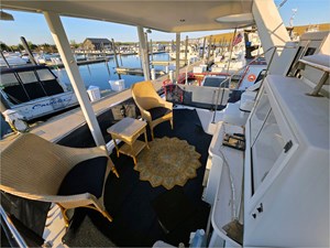 43' Carver 1995 430 Cockpit Motor Yacht 20 