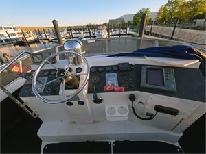 43' Carver 1995 430 Cockpit Motor Yacht 26 