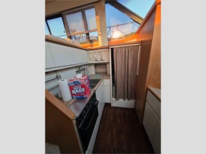 43' Carver 1995 430 Cockpit Motor Yacht 35 