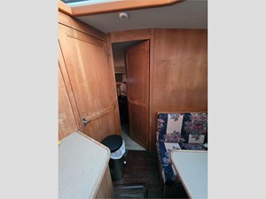 43' Carver 1995 430 Cockpit Motor Yacht 37 