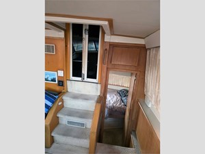 43' Carver 1995 430 Cockpit Motor Yacht 43 