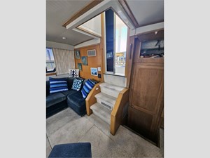 43' Carver 1995 430 Cockpit Motor Yacht 54 