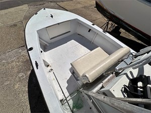 19' Cape Codder 1987 9 