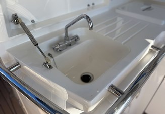 MARIELLA 17 16 - Cockpit Wet Bar