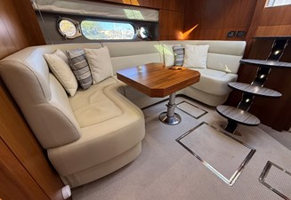 MARIELLA 22 21 - Saloon