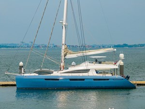 Sur L'eau 0 Sur L'eau 2008 ALLIAURA MARINE 745 Catamaran Yacht MLS #480756 0