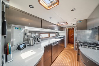 Sur L'eau 70 Sur L'eau 2008 ALLIAURA MARINE 745 Catamaran Yacht MLS #480756 70