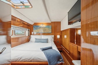 Sur L'eau 79 Sur L'eau 2008 ALLIAURA MARINE 745 Catamaran Yacht MLS #480756 79